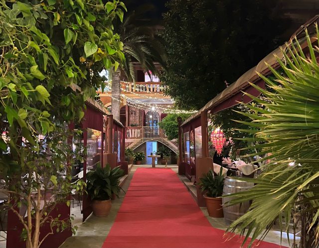 Hostal Corona